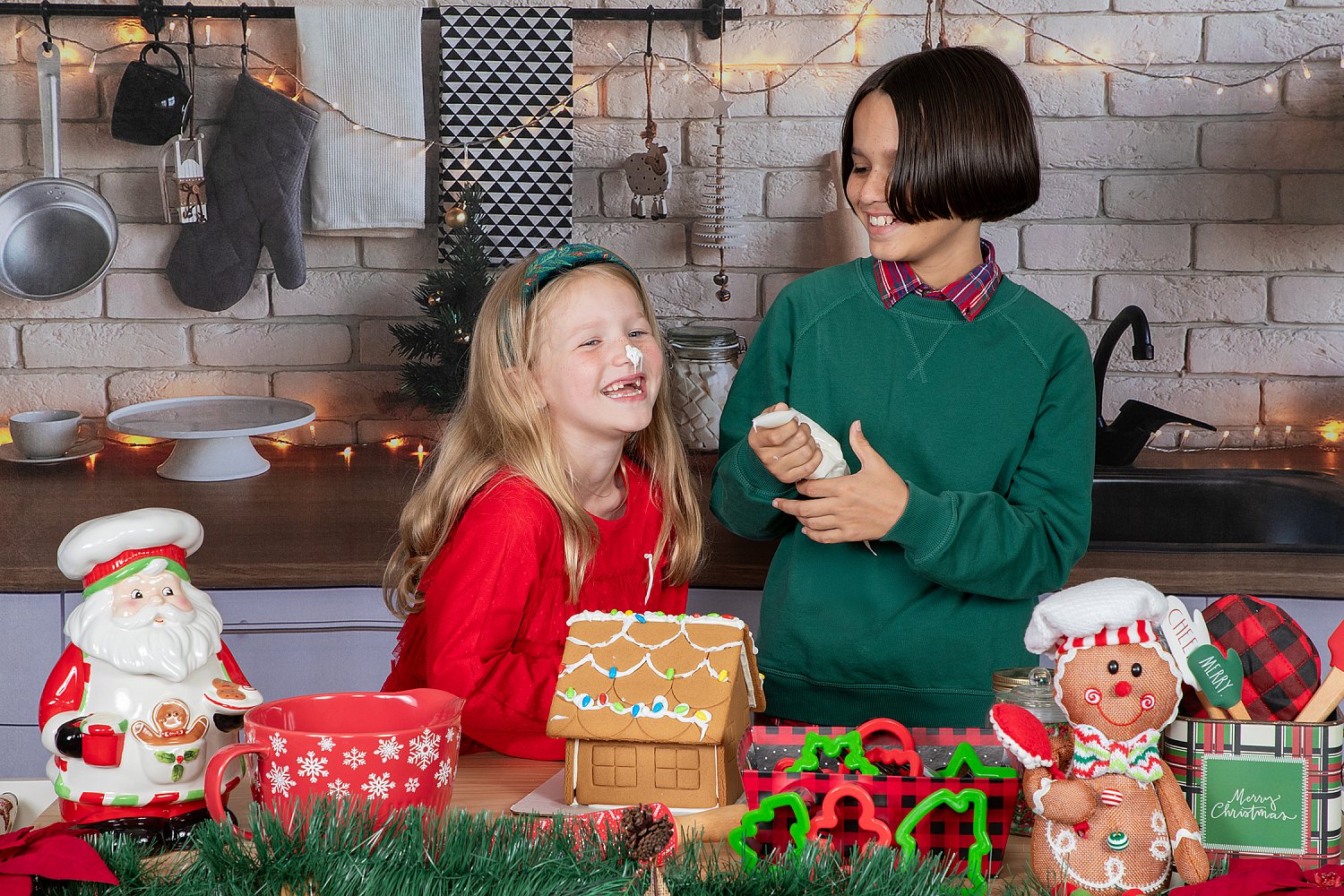 Build a Gingerbread House Mini Session 2026 | SAP_3232.jpg