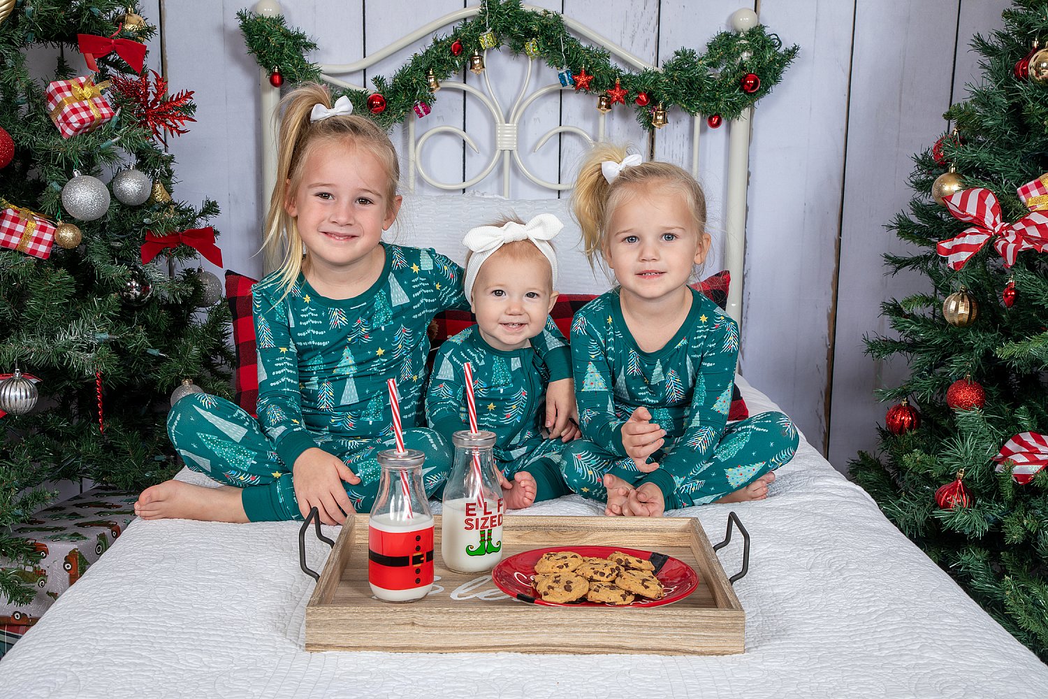 Milk & Cookies Mini Session 2026 | SAP_0312.jpg