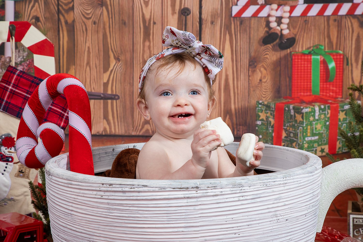 Hot Cocoa Bath Mini Session 2026 | SAP_7292.jpg