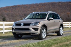 2016-volkswagen-touareg.JPEG