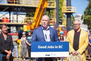 Premier John Horgan announces Community Benefits Agreement for public projects that put B.C. people first in line for good jobs building roads, bridges and other infrastructure.