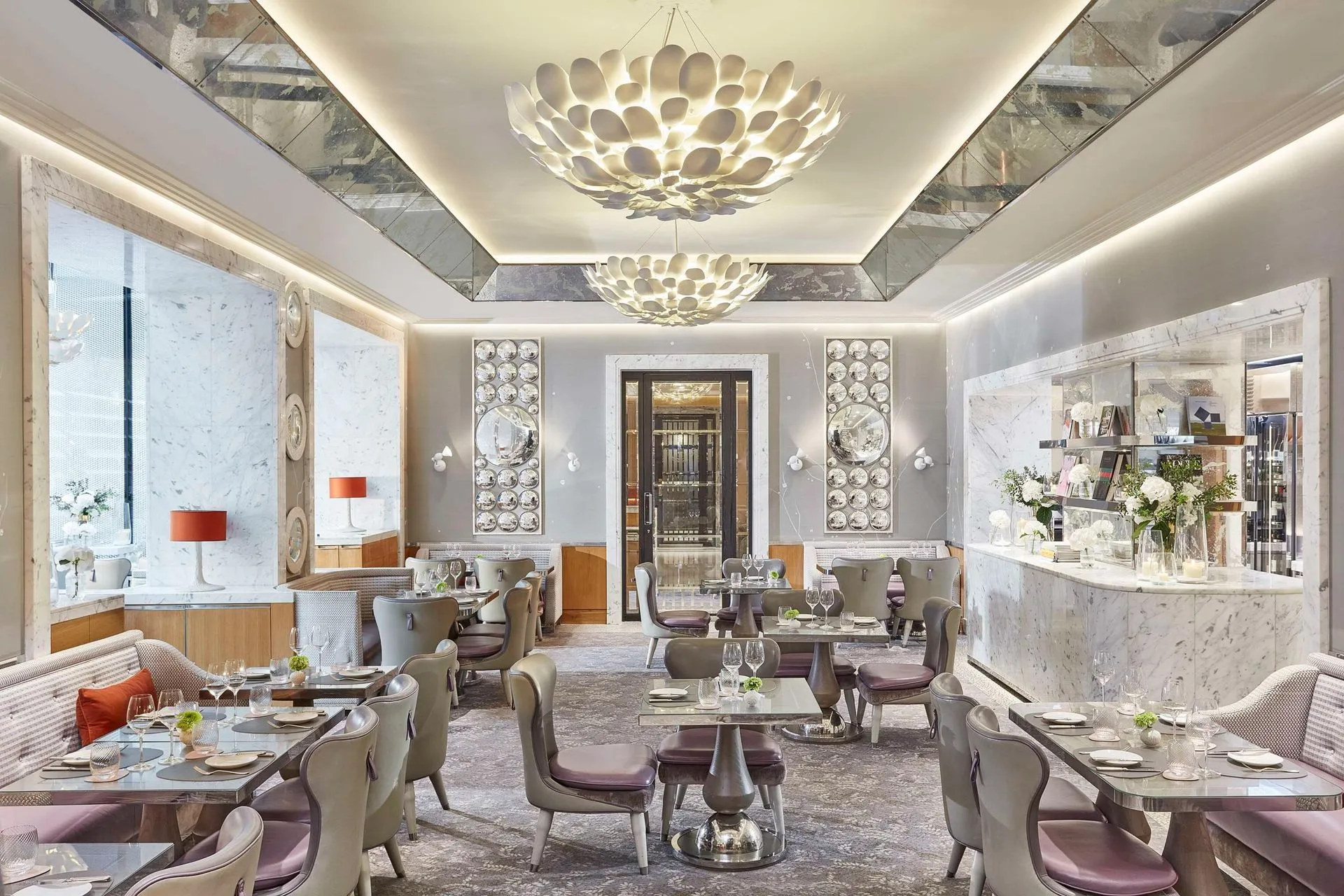 倫敦柏凱麗酒店