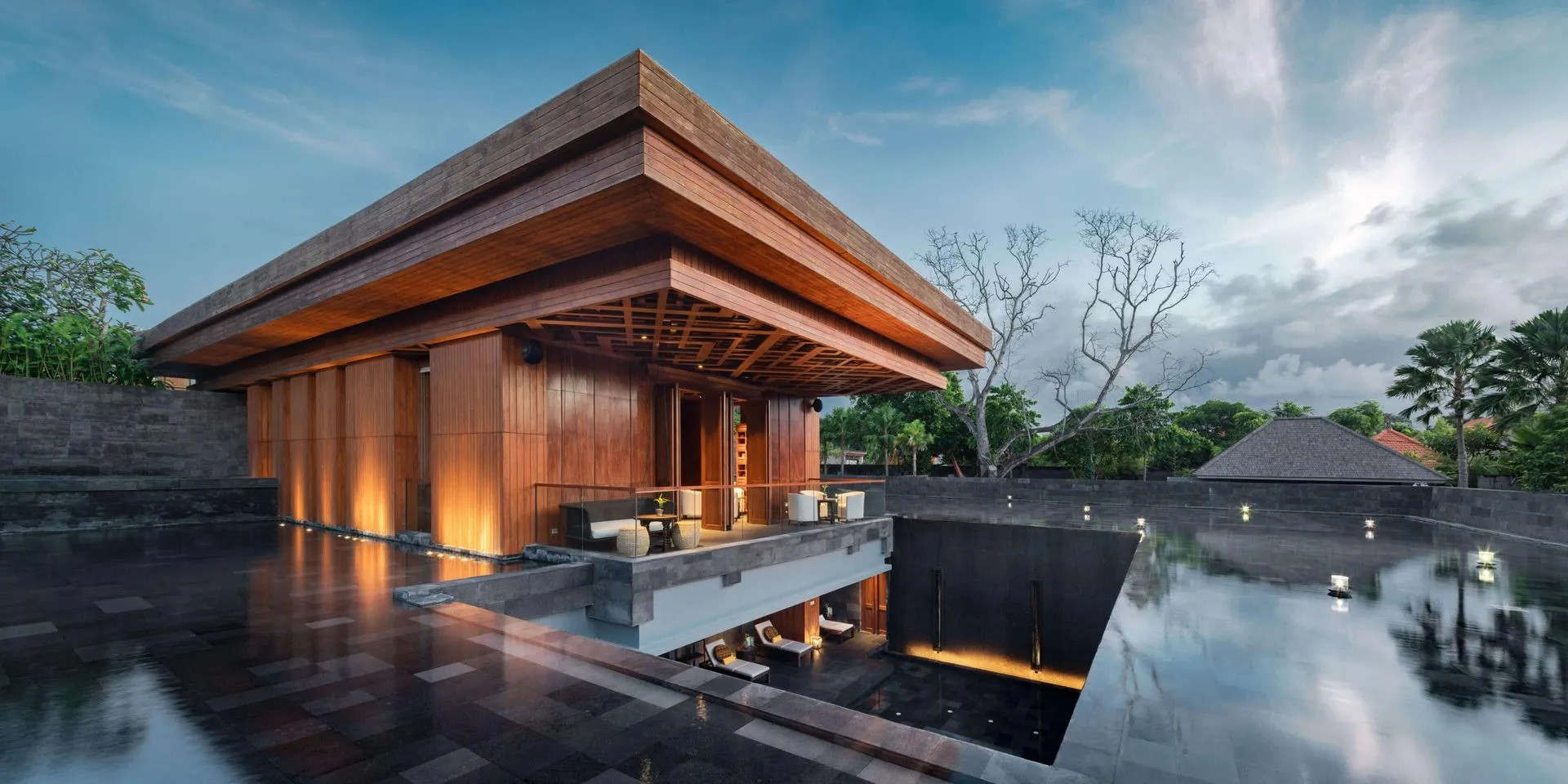 Indigo Bali Seminyak Beach