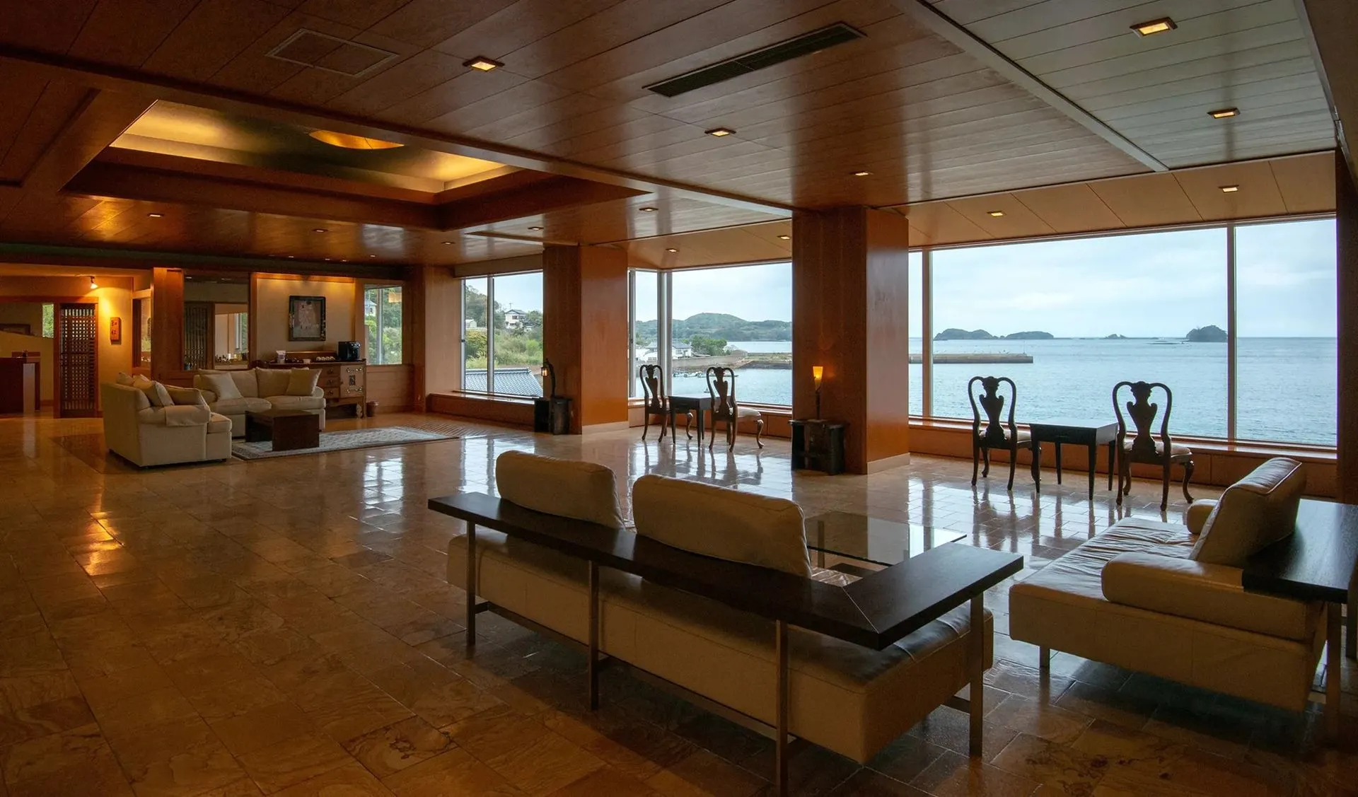 Iki Retreat Kairi Murakami by Onko Chishin