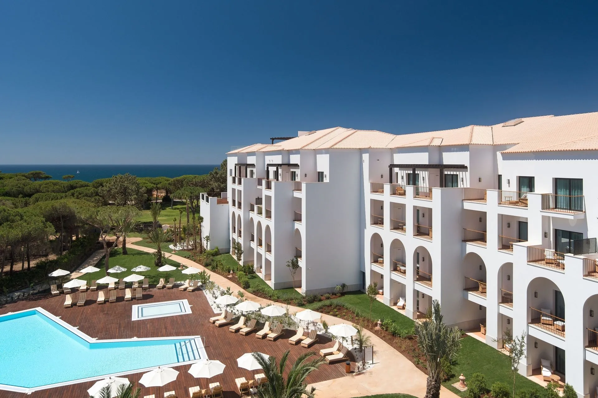 Pine Cliffs Ocean Suites Luxury Collection Algarve