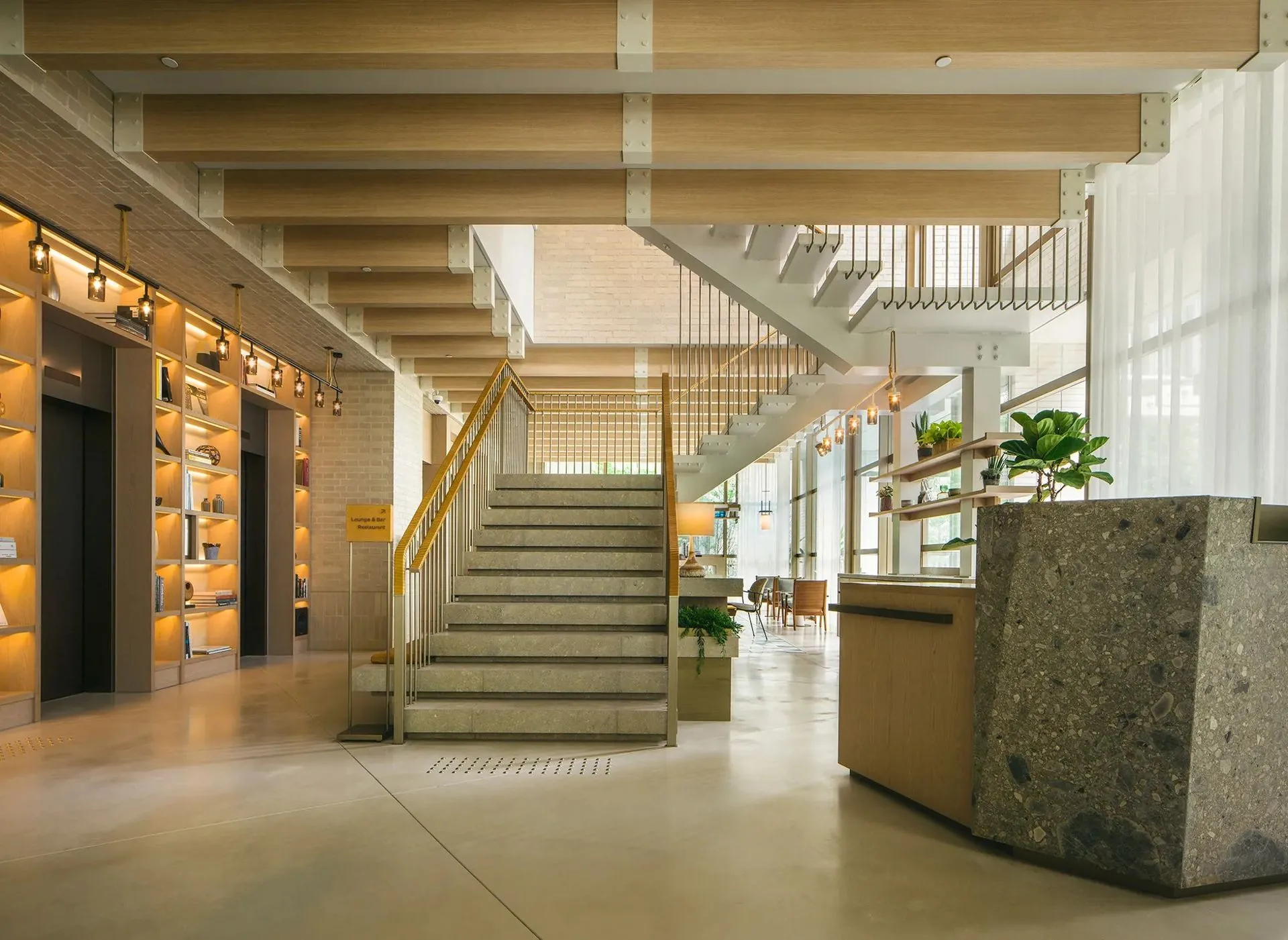 大阪曾提斯酒店