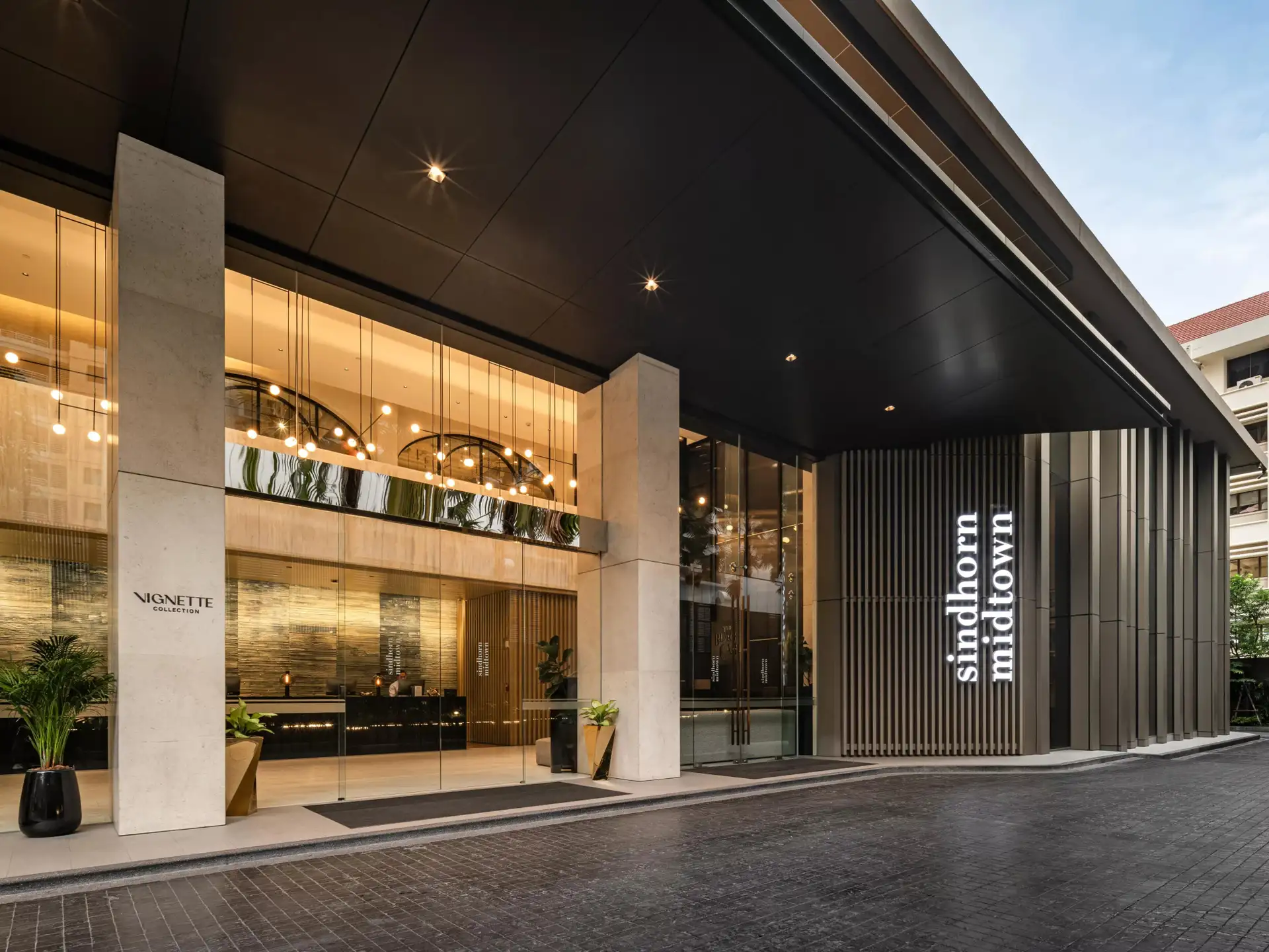 洲至奢選曼谷新浩中央酒店