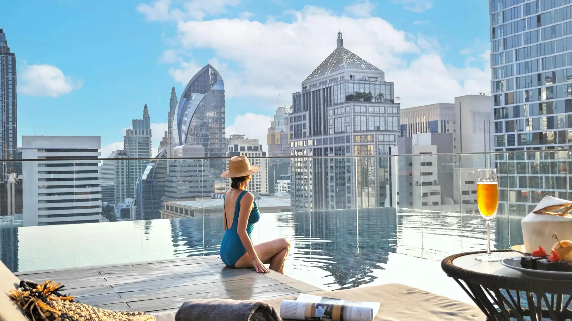 洲至奢選曼谷新浩中央酒店