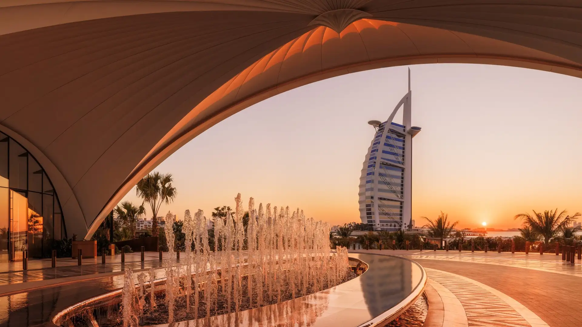 杜拜卓美亞港灣酒店