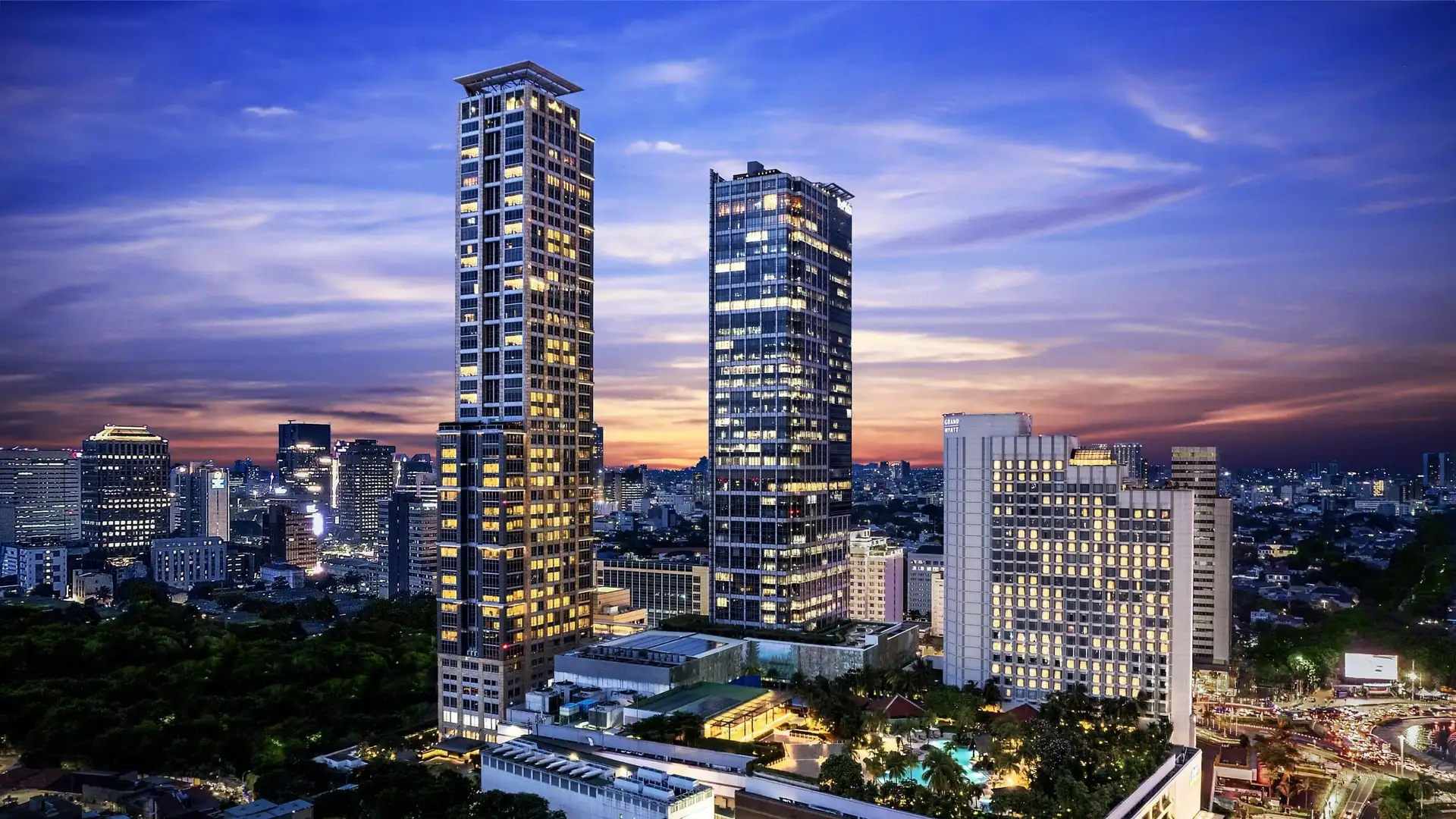 Keraton at the Plaza