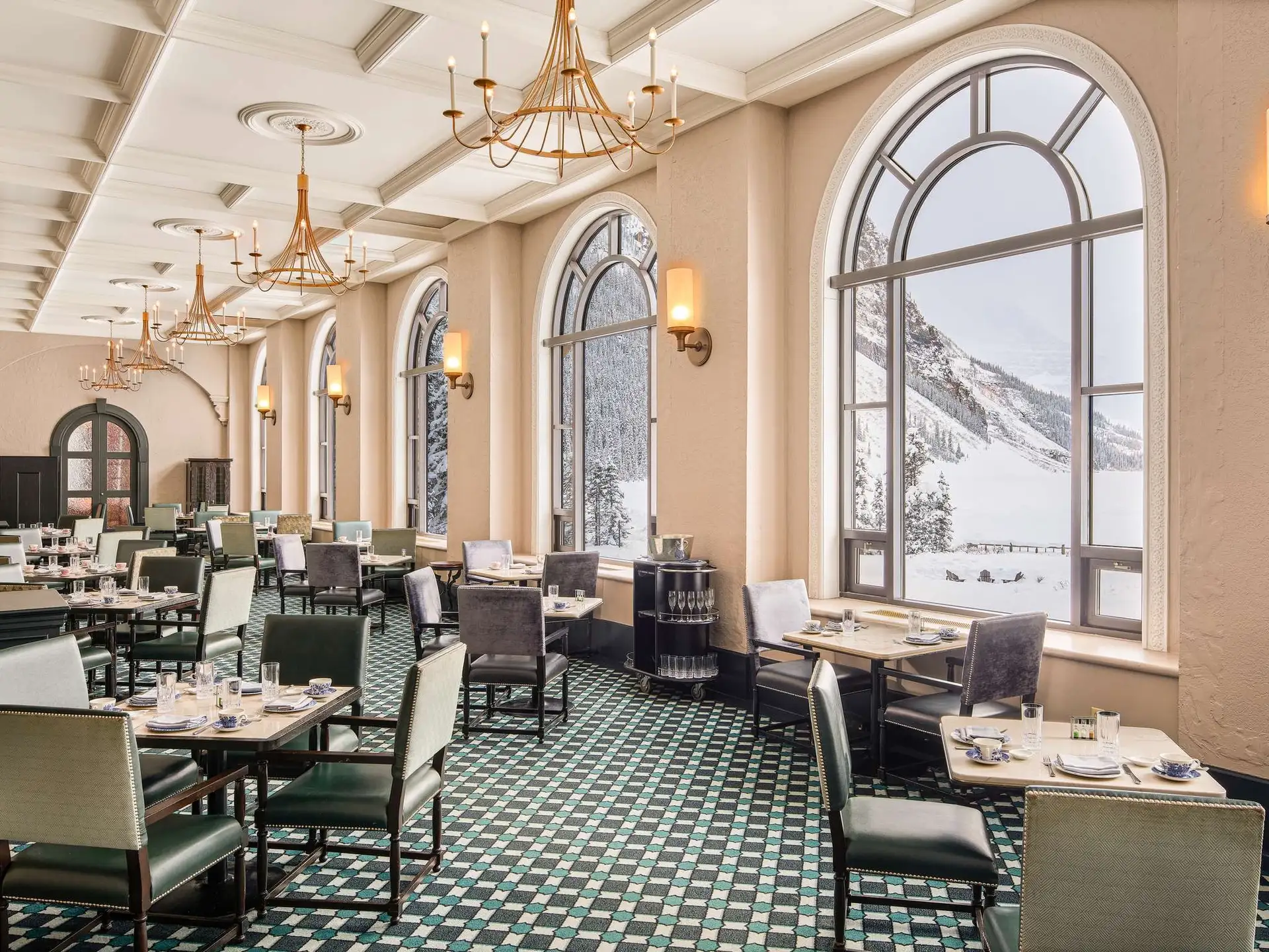 露易絲湖費爾蒙城堡酒店