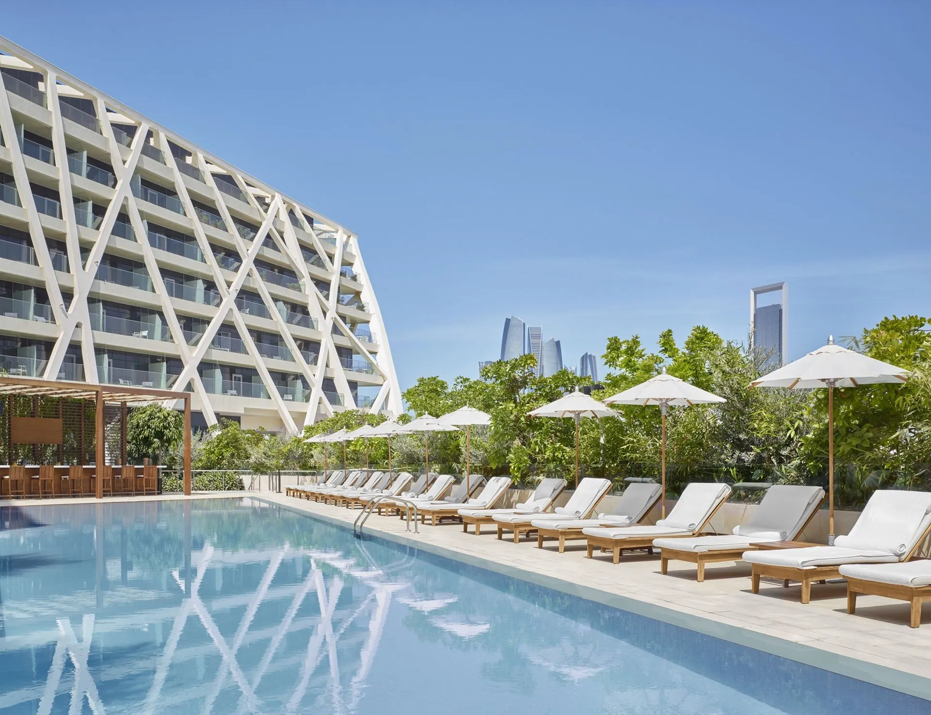 Abu Dhabi EDITION