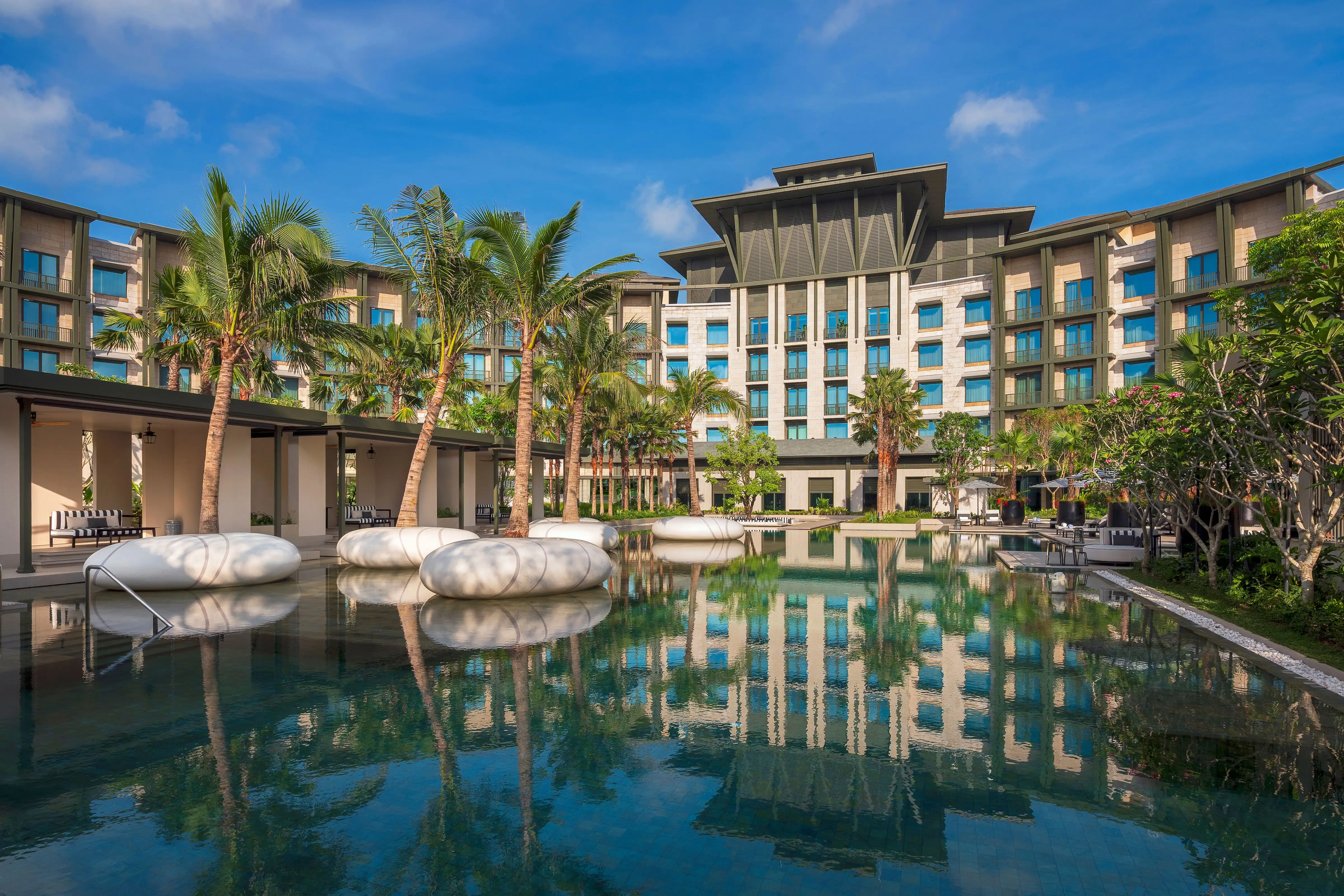 The Laurus Luxury Collection Singapore