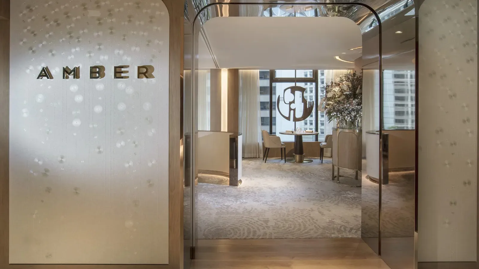 Landmark Mandarin Oriental Hong Kong (accepting reservations from 2026/6/1)