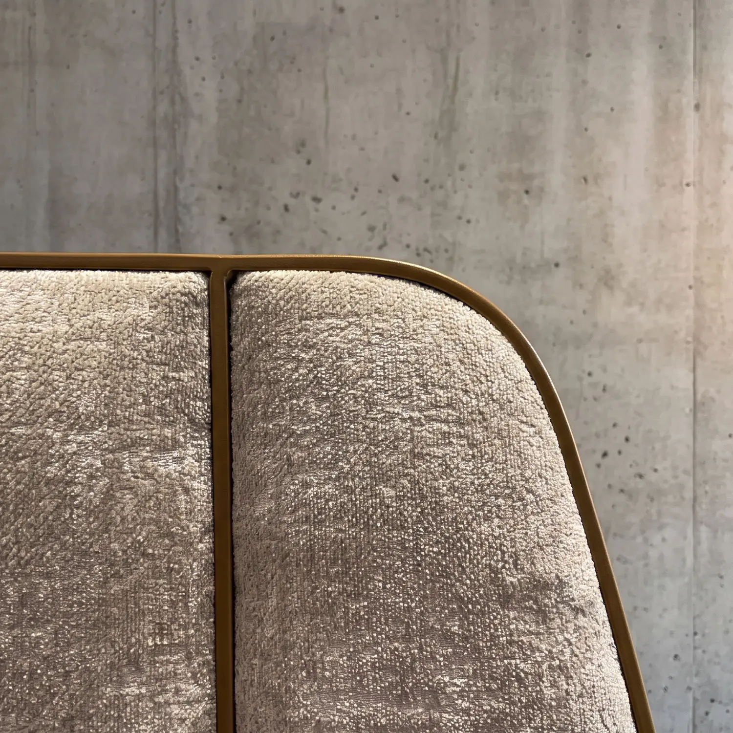 Close up image of the Laurent headboard. Laurent Upholstered Bed (1273)