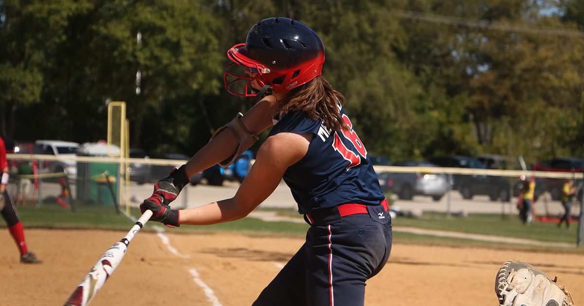 Colorado Fireworks Fastpitch Softball Tournament Players beat the heat