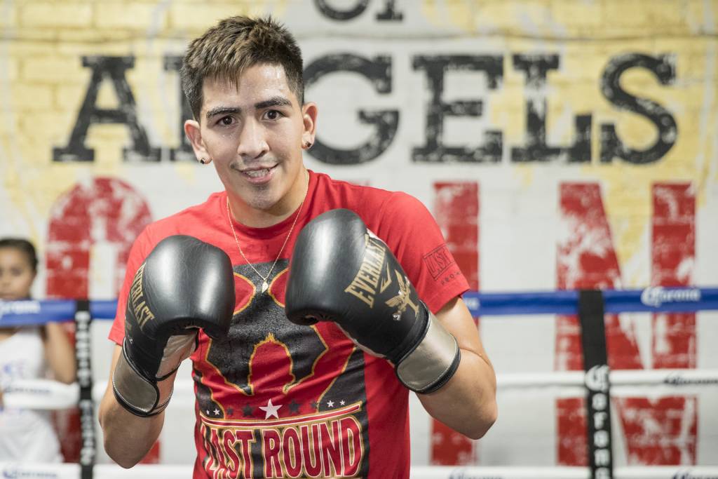 Leo Santa Cruz