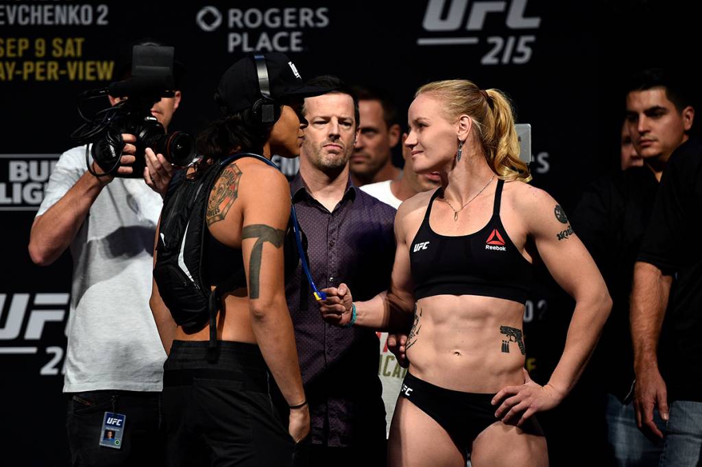 Amanda Nunes (135) vs Valentina Shevchenko (133.5)
