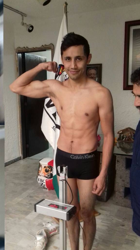 Moisés Fuentes presentó pre pesaje de 30 días