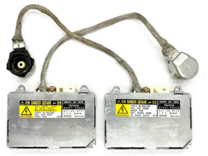 2x Used OEM Xenon HID Headlight Ballast Igniter for 04-10 Bentley Continental GT
