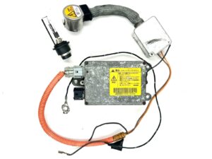 OEM for 01-03 Infiniti QX4 Xenon HID Headlight Ballast Igniter Socket D2R Bulb