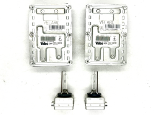2x OEM 04-05 Cadillac SRX Xenon HID Headlight LAD5G Valeo Ballast 12335548