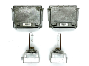 2x OEM 07-12 GMC Acadia Xenon HID Headlight Ballast & D1S Bulb 93186542