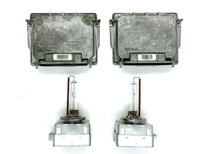 2x OEM 11-13 Dodge Durango Xenon HID Headlight Ballast & D1S Bulb pn 68086783AA