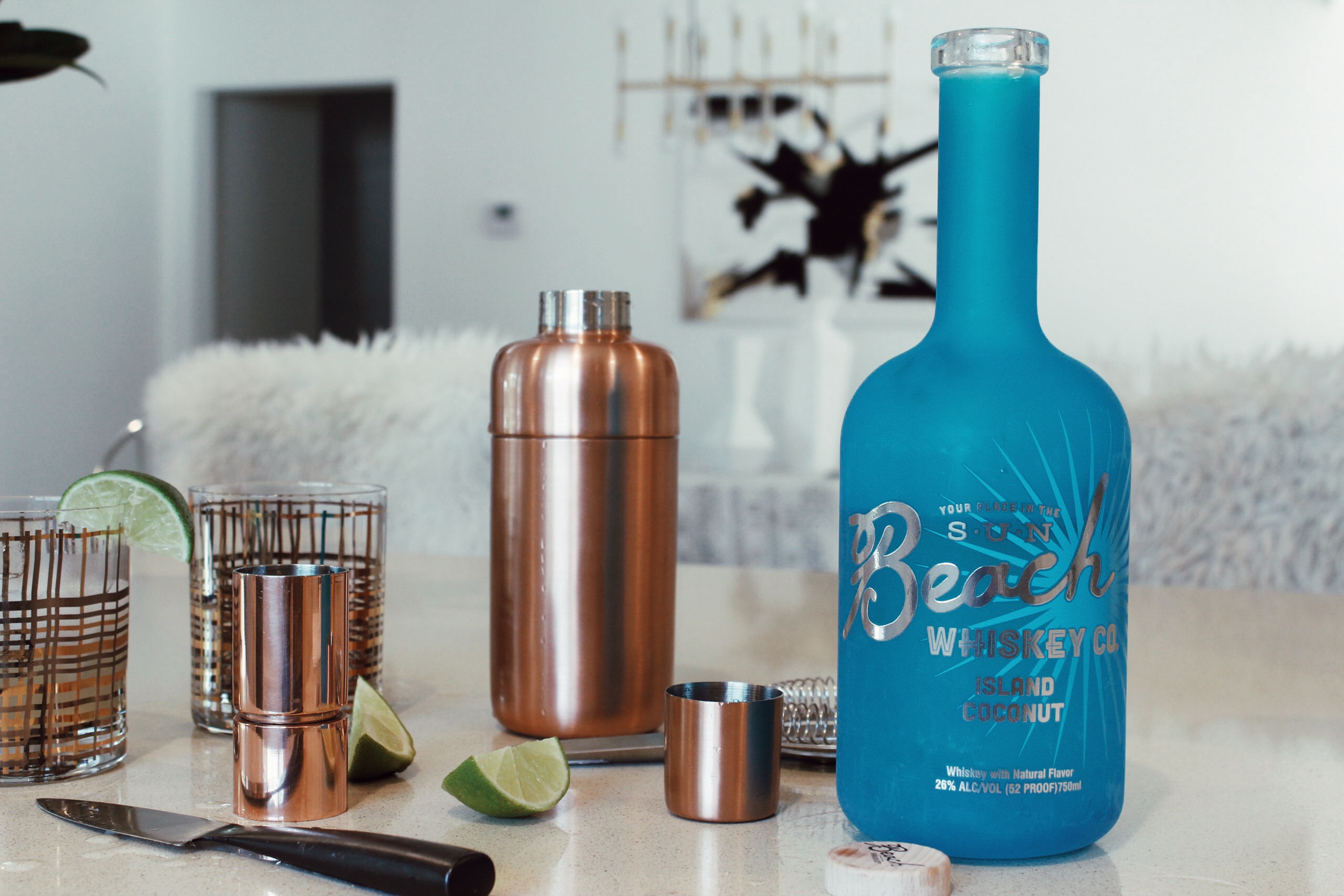 BEACH WHISKEY COCONUT COCKTAIL Sivan