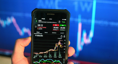 Insider Trading: Critical Legal Issues