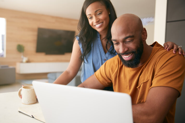 5 Benefits of Online Rent Collection