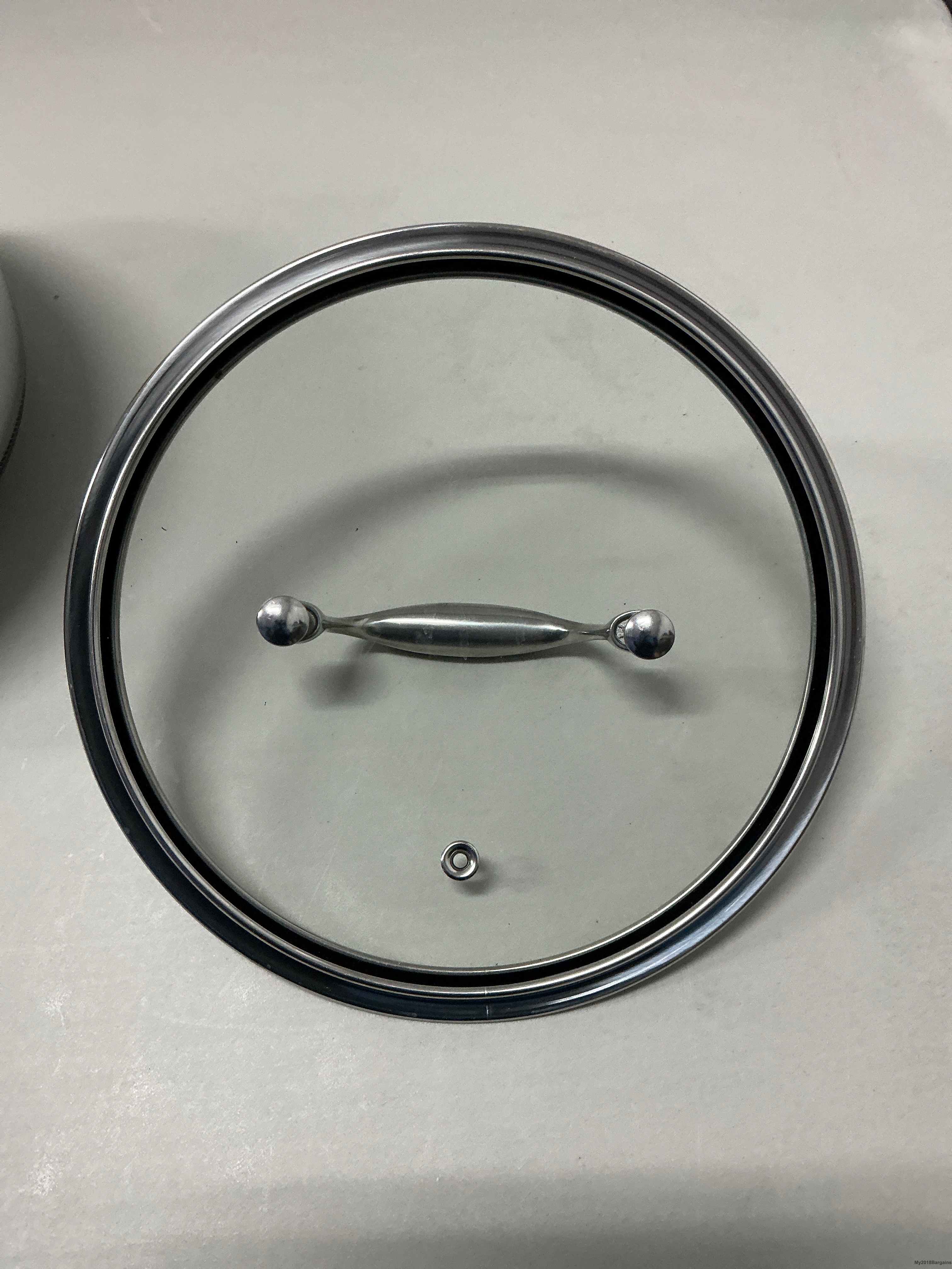 HexClad Hybrid Nonstick 2-Quart Saucepan with Tempered Glass