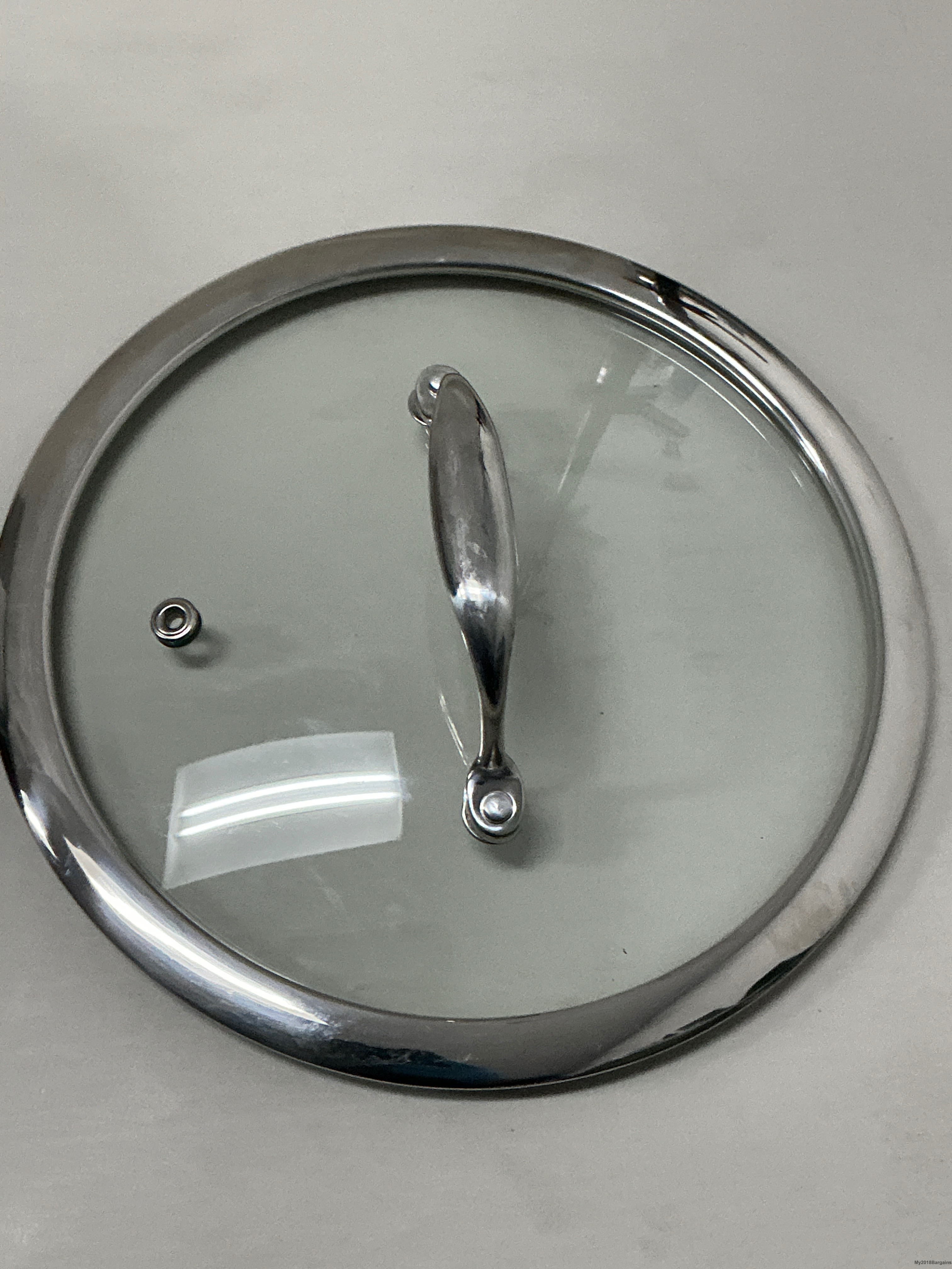 HexClad Hybrid Nonstick 2-Quart Saucepan with Tempered Glass