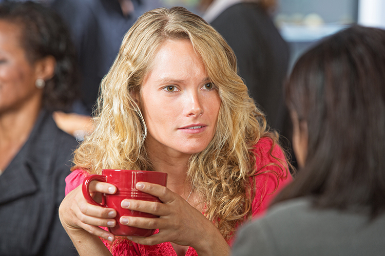 Woman listening mtime20160830094918focalnone