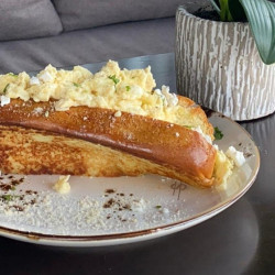 Labriouse with Egg