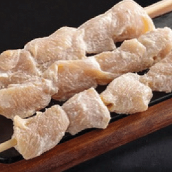 Shish Tawook with Yogurt on Skewers