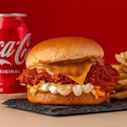 Buffalo Chilli Chicken Burger Combo
