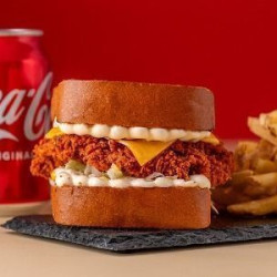 Toast Chilli Chicken Burger Combo