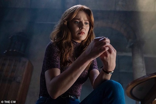 La productora de Nancy Drew critica a la cadena por la forma ‘de mierda’ en que se canceló el programa: ‘Apestan’