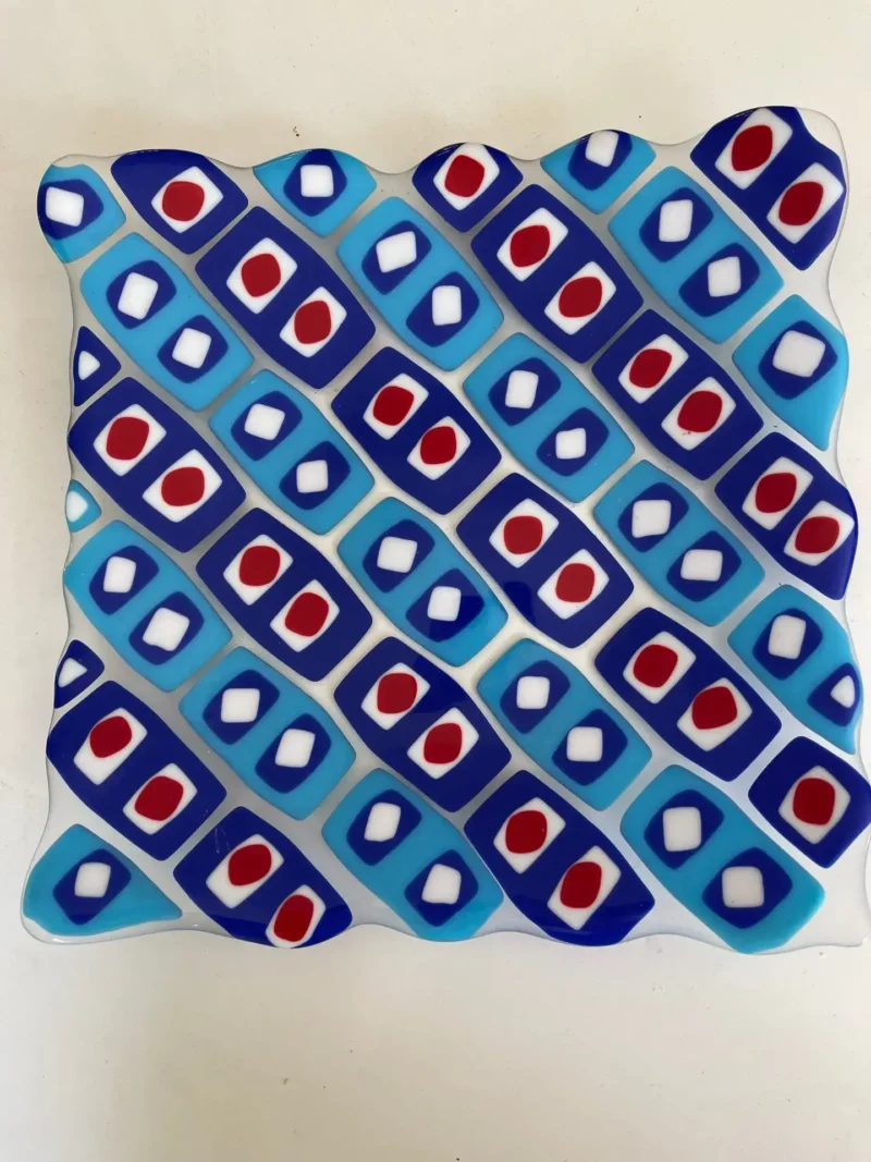 Various Colors and Shapes of the Fused Glass Stacking Design - Image 6