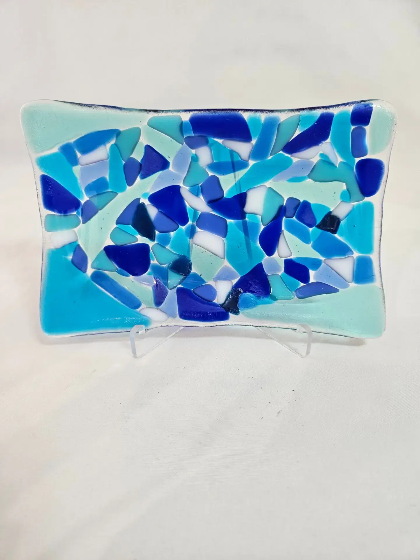 Tidal Shards Fused Glass Tray - Image 3