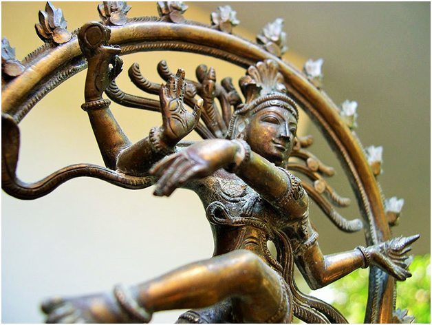 A idol depicting Shiva Thandavam Photo Credit- Flickr/Balu Velachery 