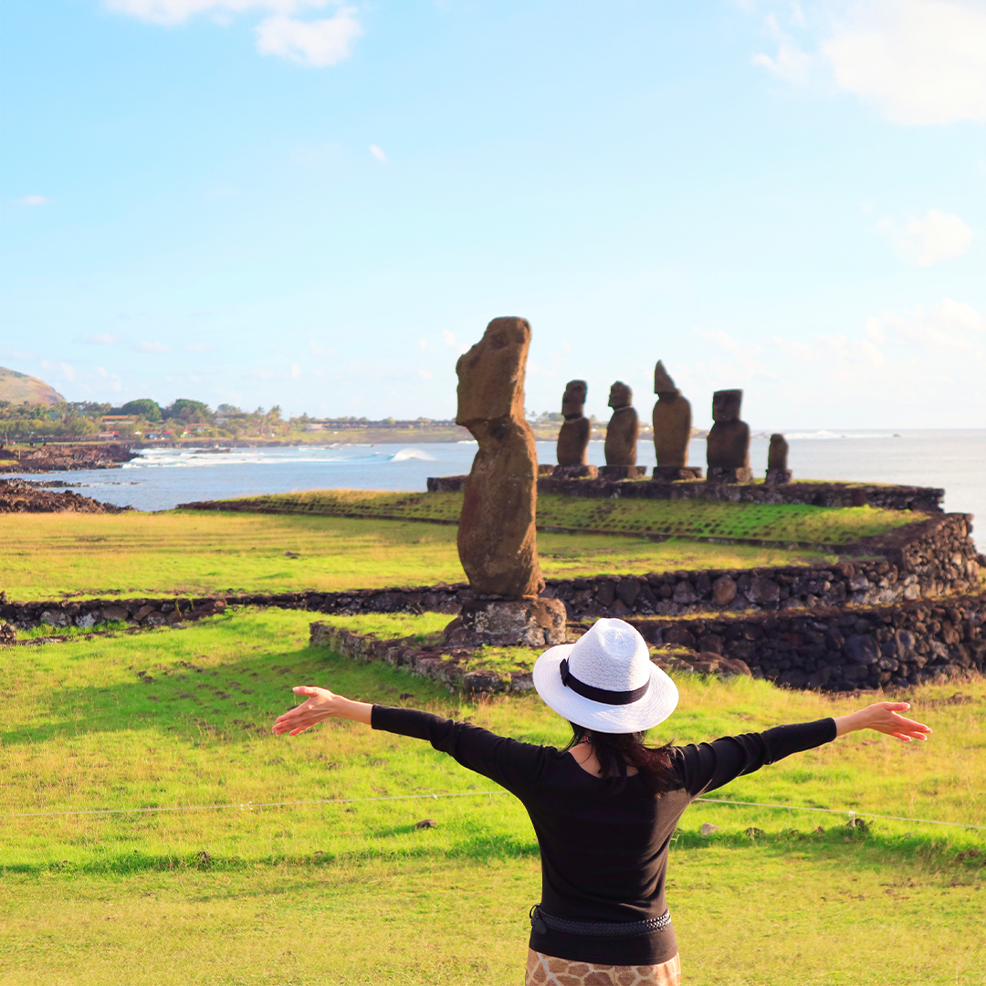 Easter Island and Santiago (Rapa Nui- Isla de Pascua)