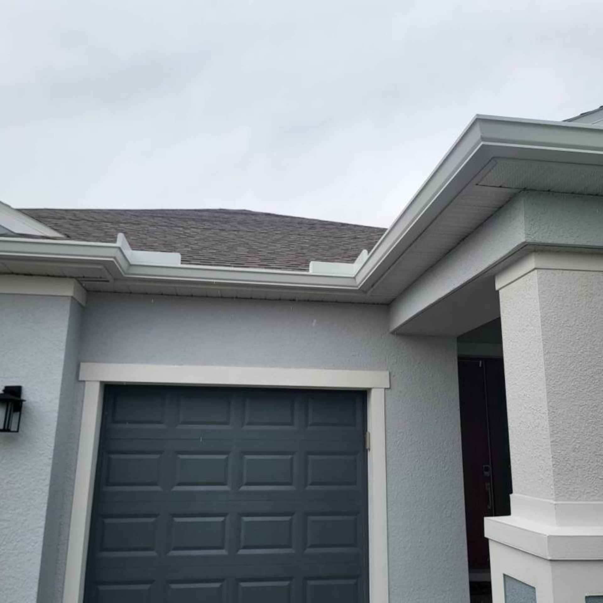 Neighborhood Gutter Cleaning Arcadia