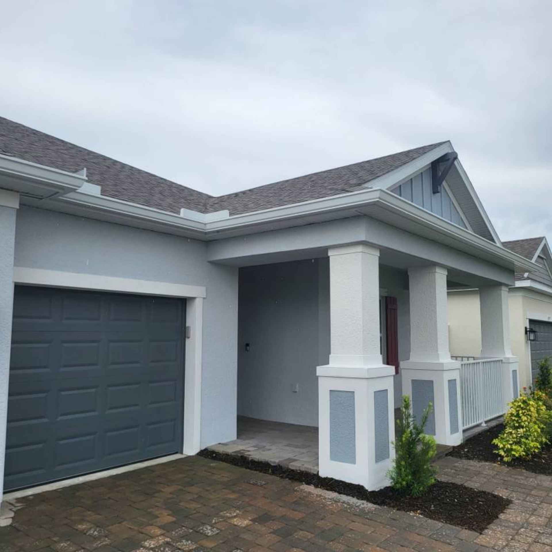 Licensed gutter installation contractors North Port