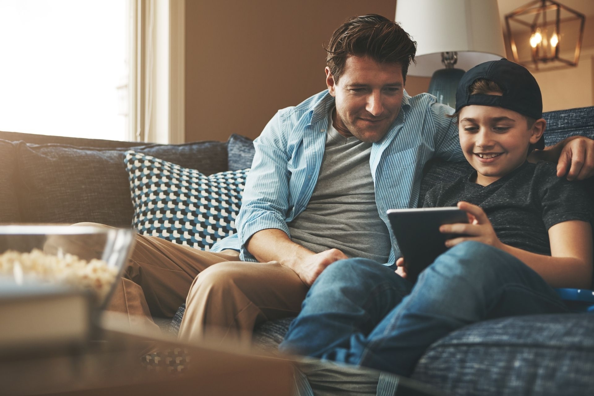 How do Internet Exchange Points help promote competition and innovation in the internet industry by enabling direct interconnection between networks?