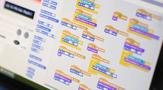 How to Make a Snake Eating an Apple Game in Scratch