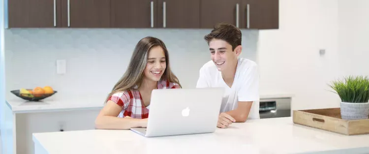 Engaging Girls in STEM—iD Tech & TechGirls