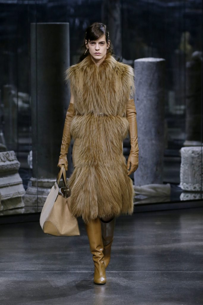 05 FENDI WOMEN FW 21 22