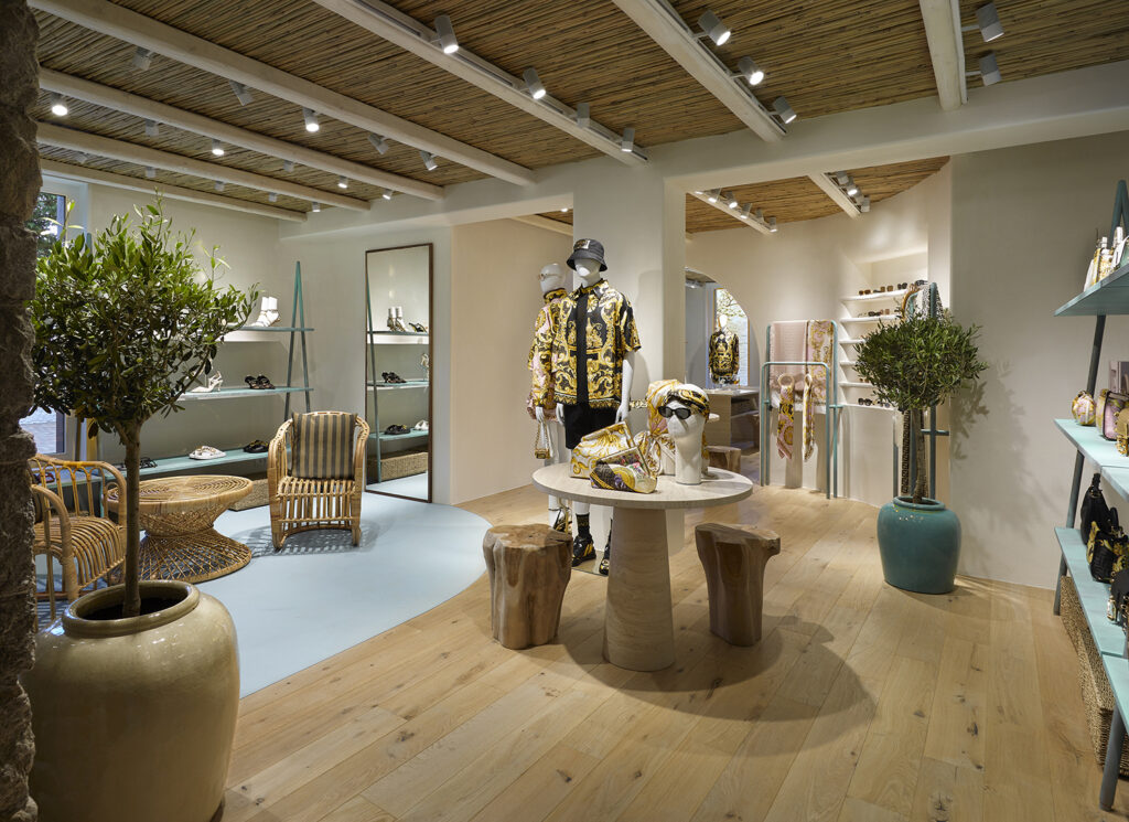 Mykonos al estilo FENDI 6 FENDI Boutique Mykonos Greece 3